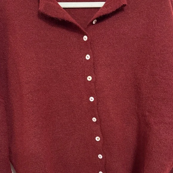 Shop Talulah Isla in wine medium - Picture 3 of 4